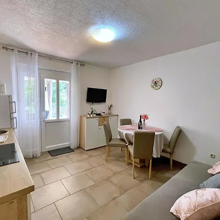 Butkovic - Am Meer, Haustierfreundlich Apartment
